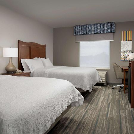 Hampton Inn & Suites Holly Springs Exterior photo