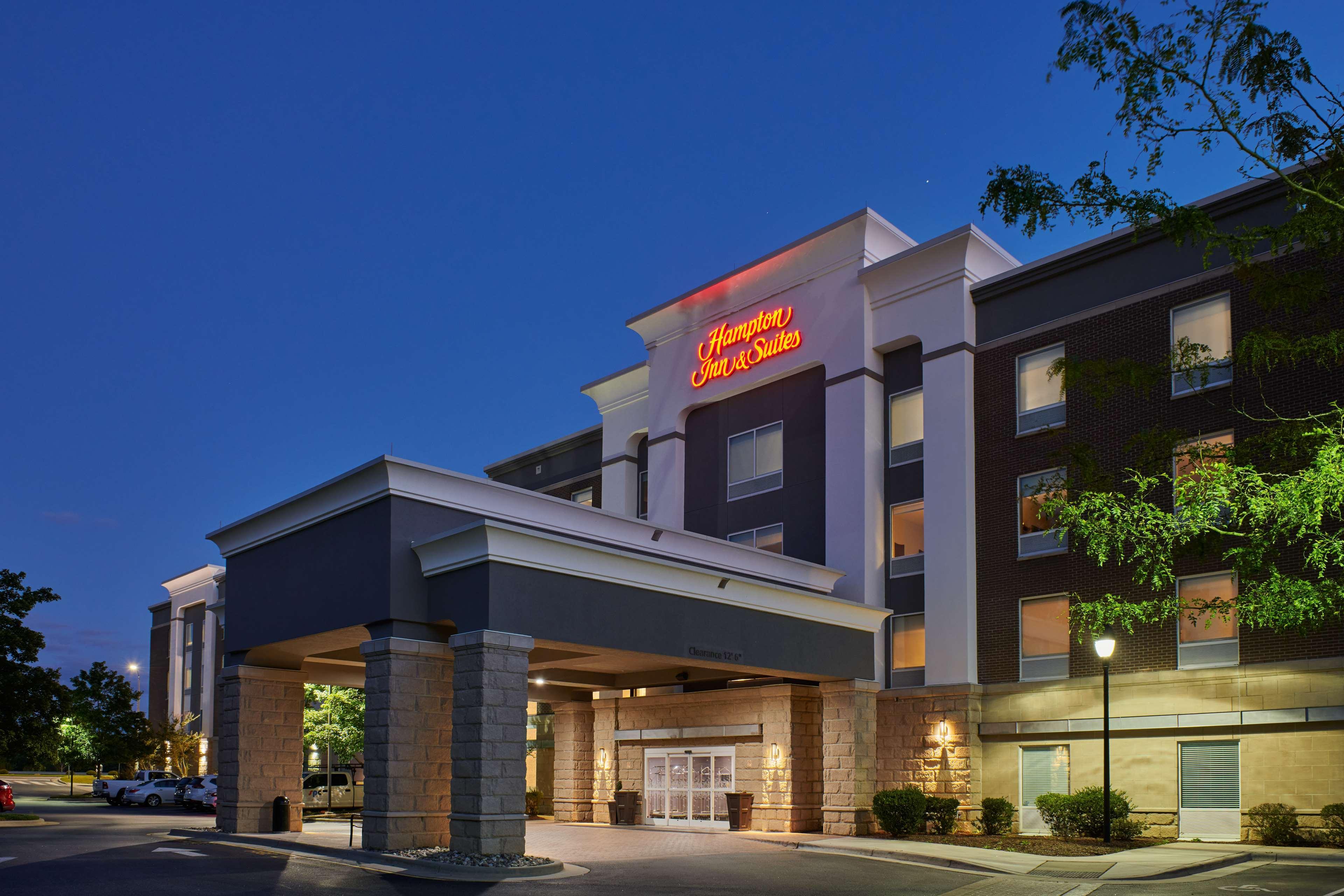 Hampton Inn & Suites Holly Springs Exterior photo