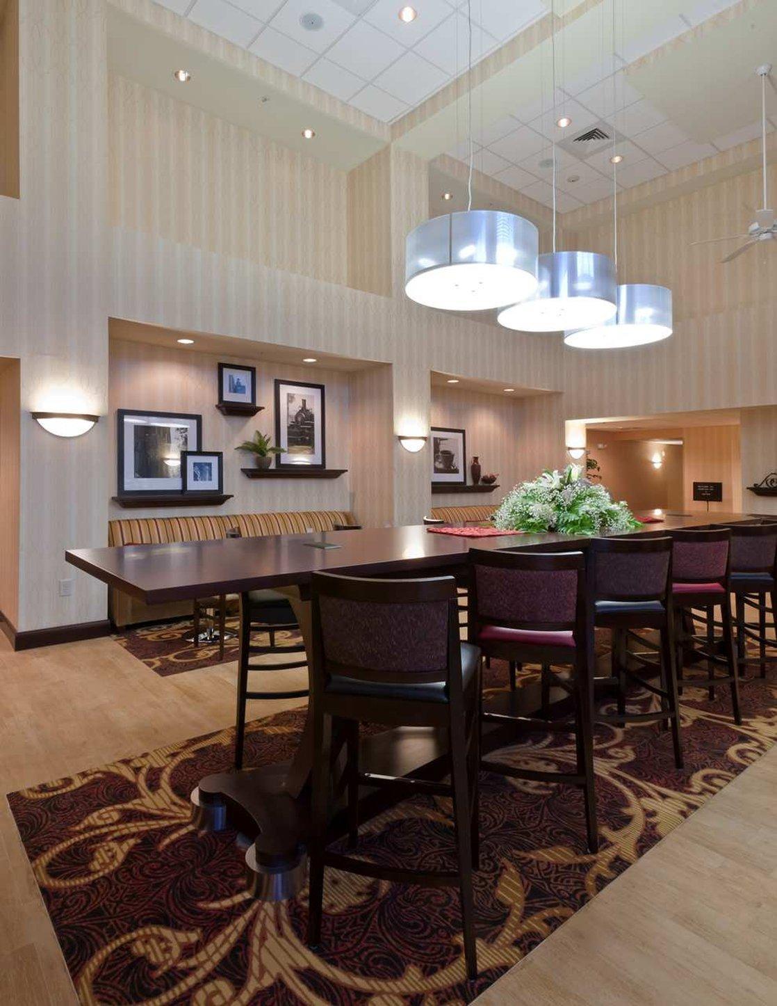 Hampton Inn & Suites Holly Springs Exterior photo