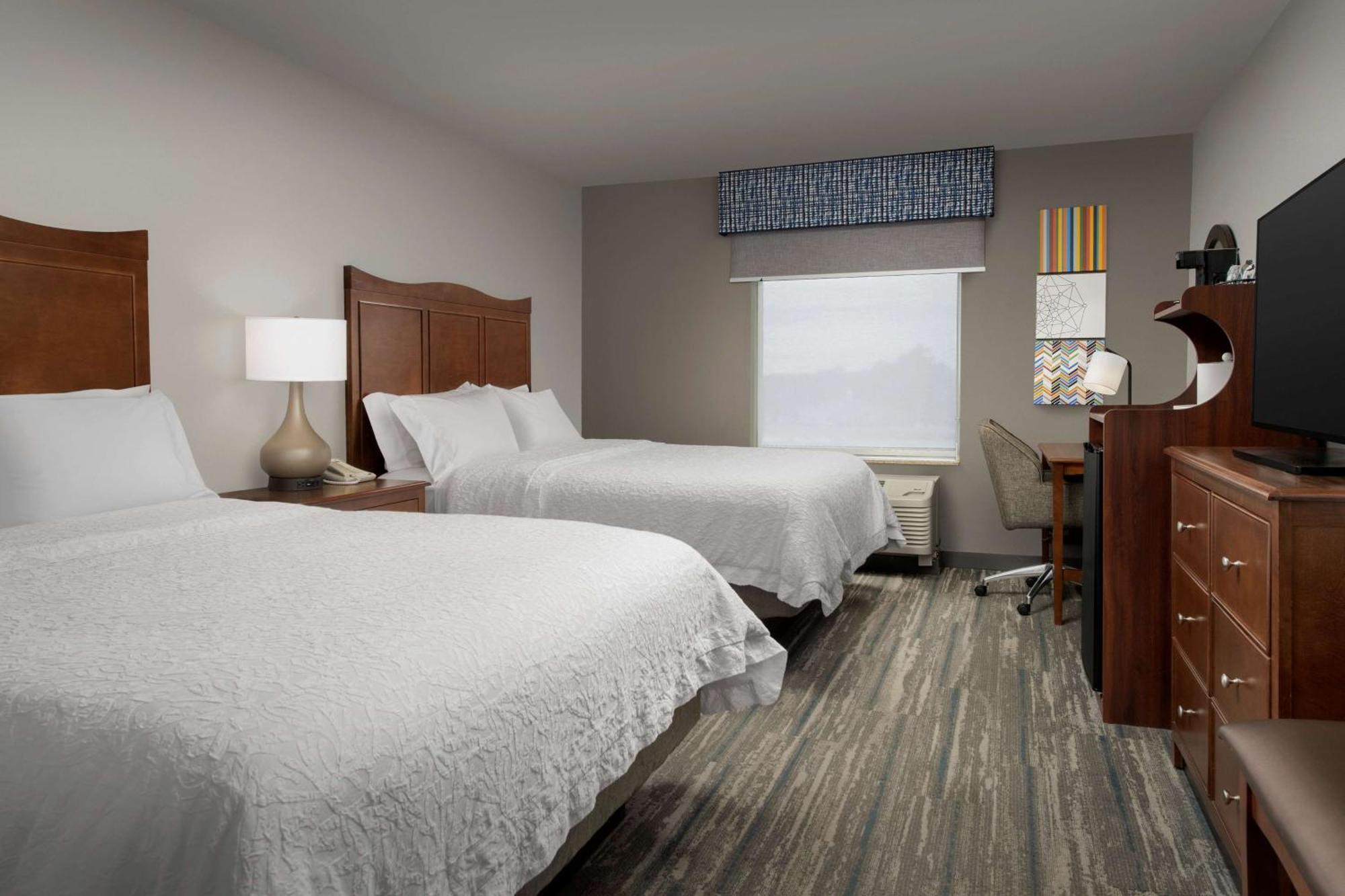 Hampton Inn & Suites Holly Springs Exterior photo
